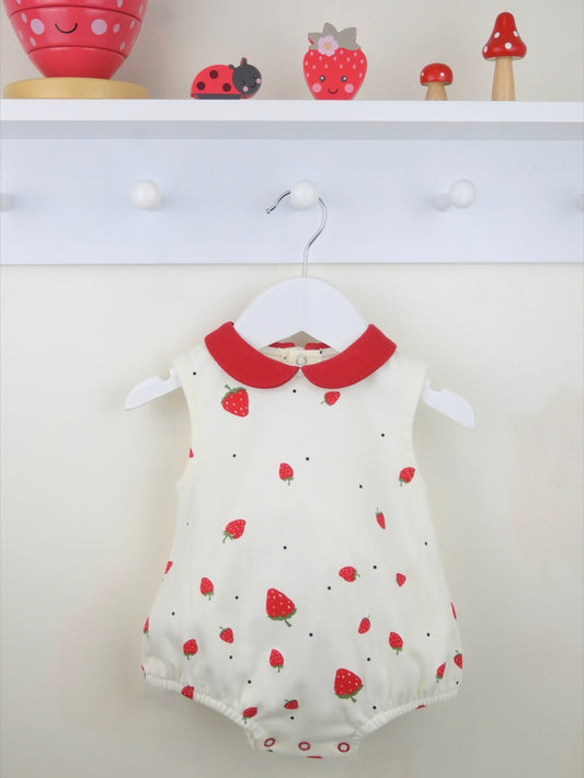 Pex Strawberry Outfit