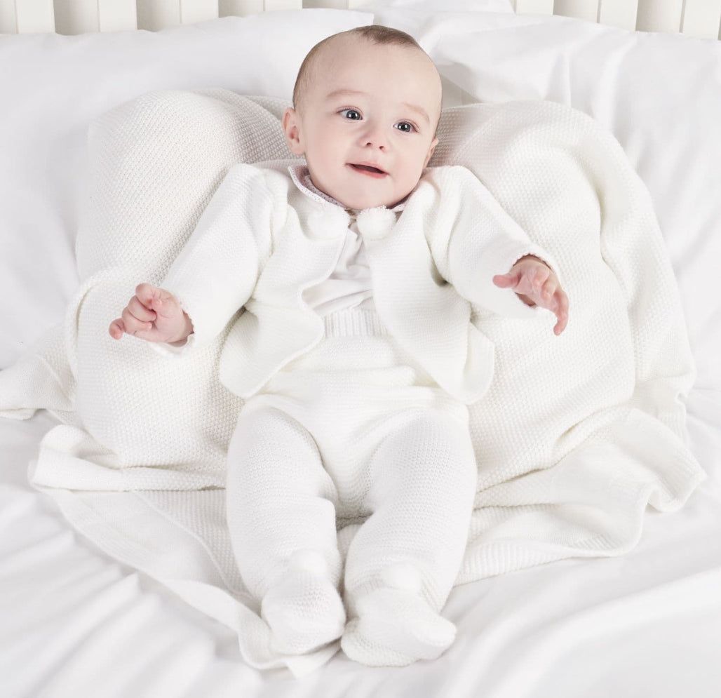 Dandelion White Pom Outfit