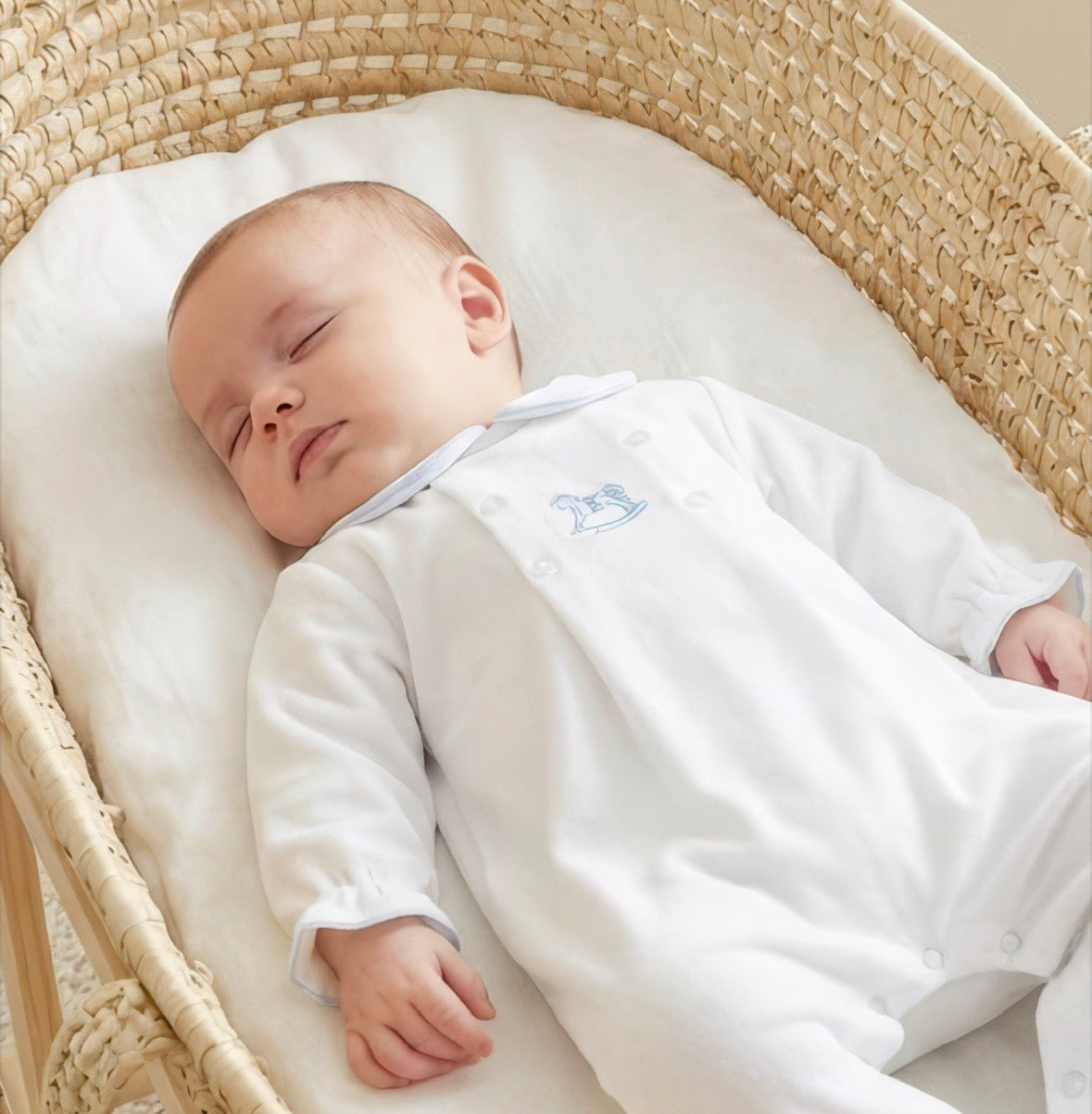 Pex White George Sleepsuit