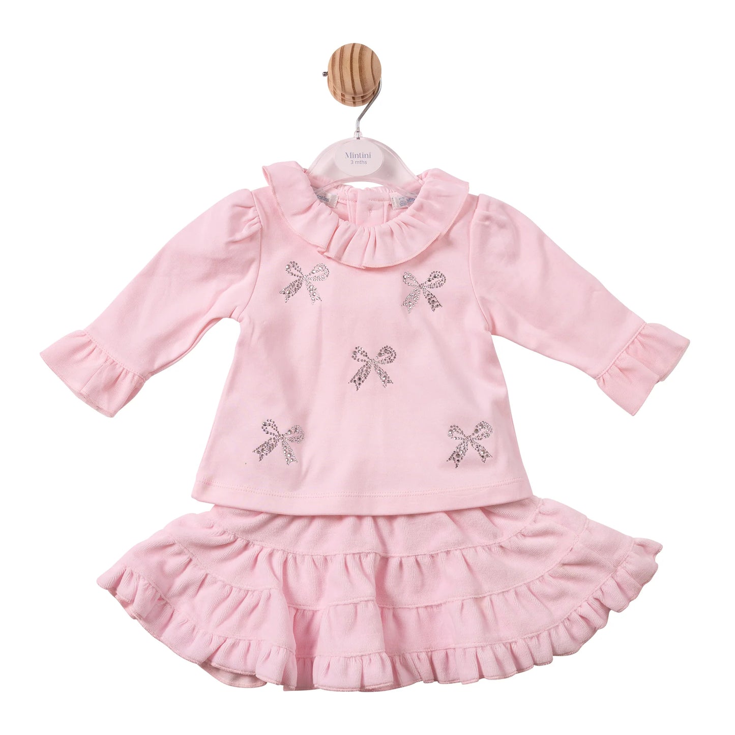 Mintini Pink Bow Skirt Outfit