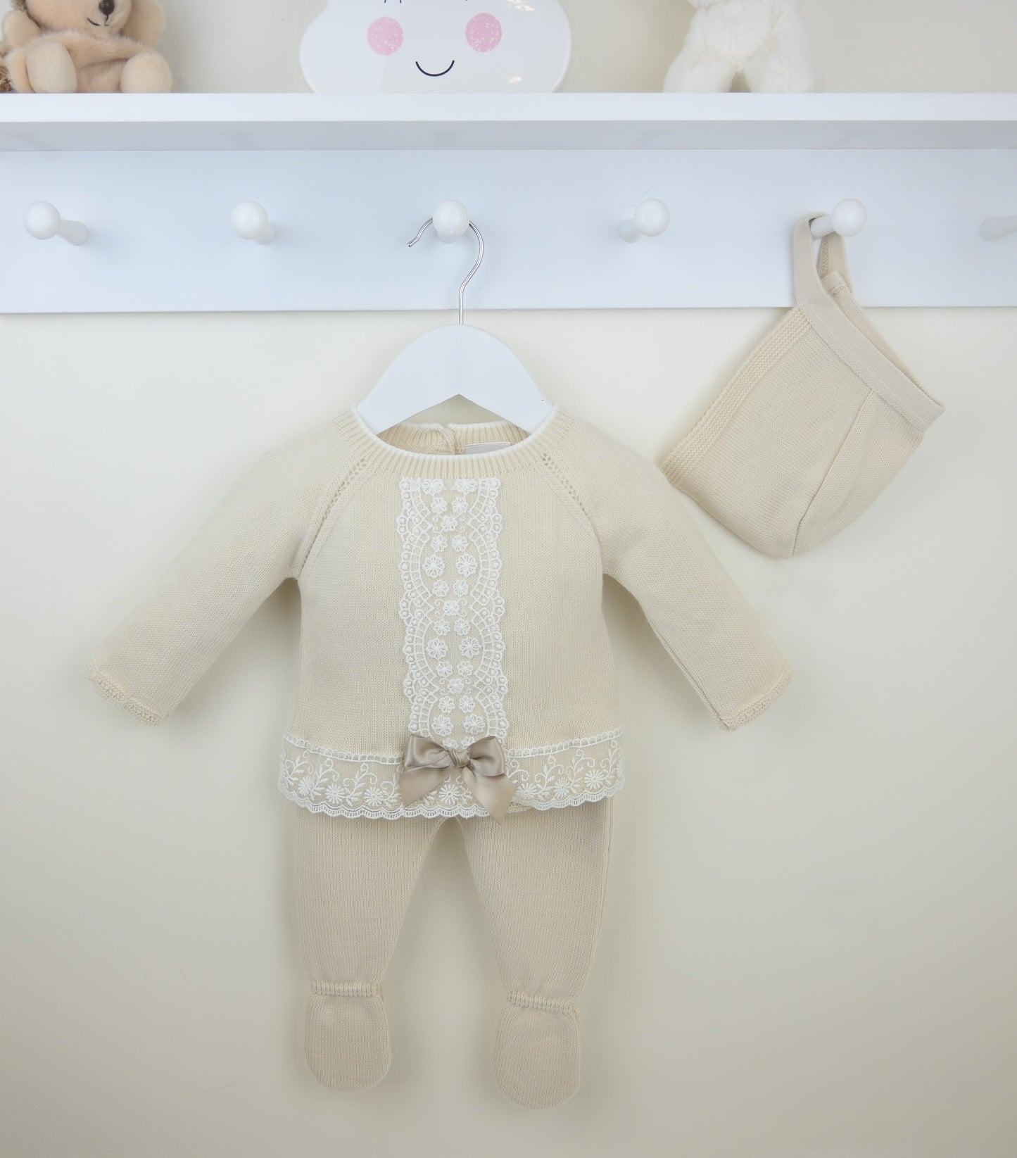 Pex Natural Lace Knitted Outfit