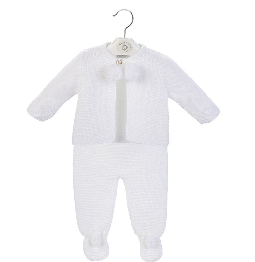 Dandelion White Pom Outfit