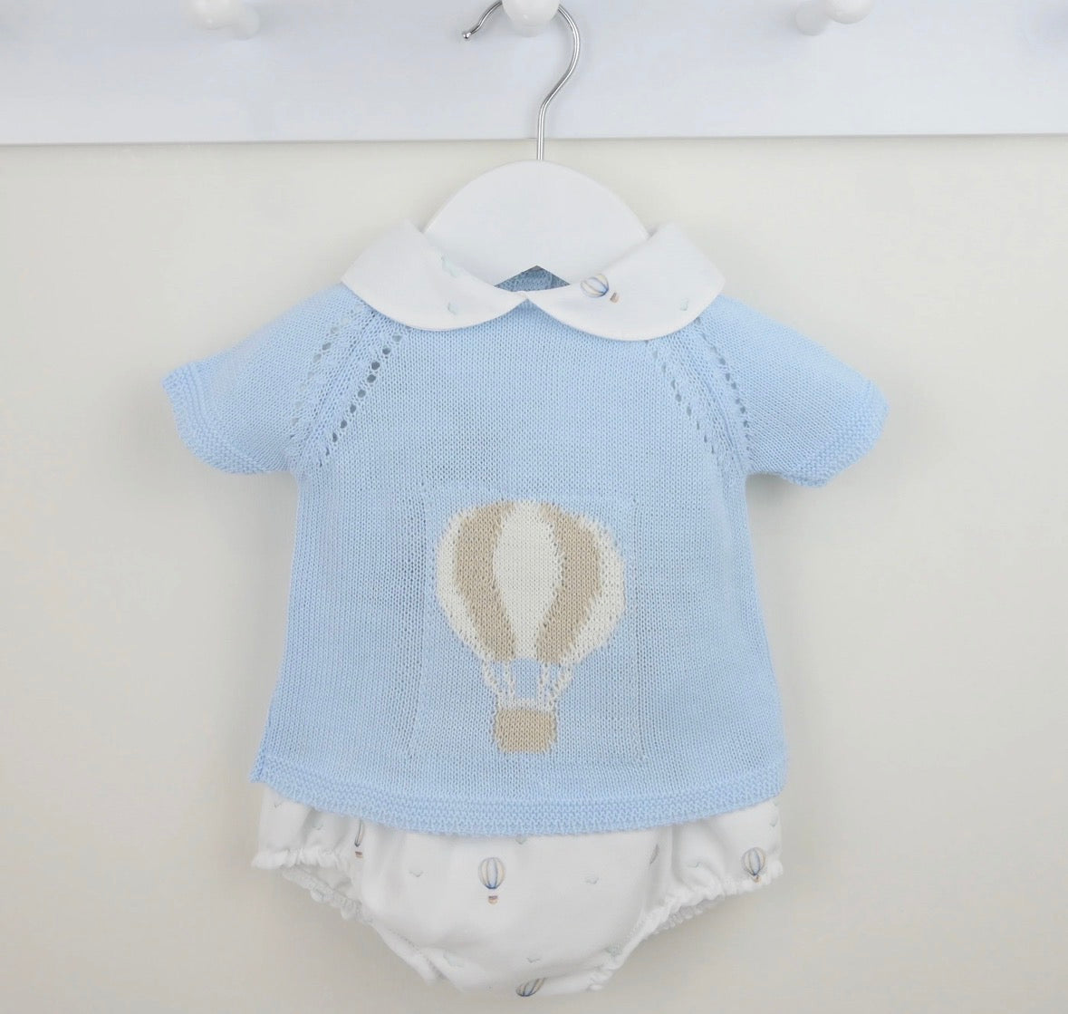 Pex Balloon Outfit