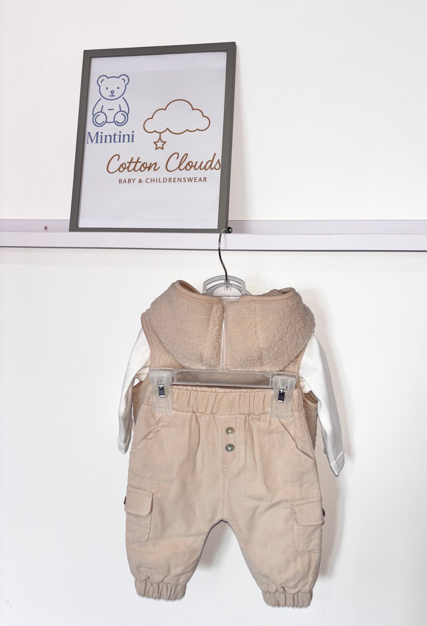 Mintini Beige Gilet Set