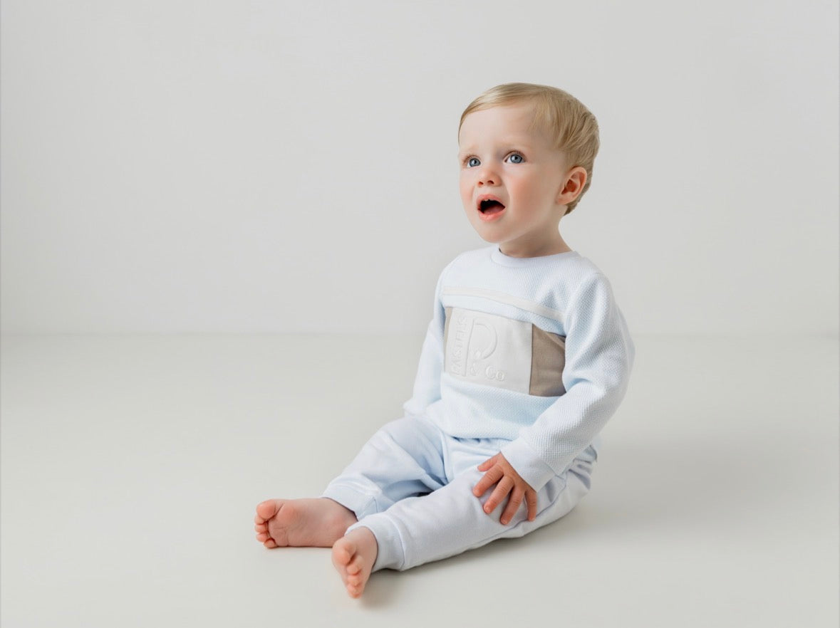 Pastels & Co Blue Outfit