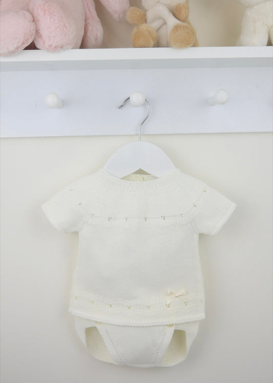 Pex Ivory Carey Outfit