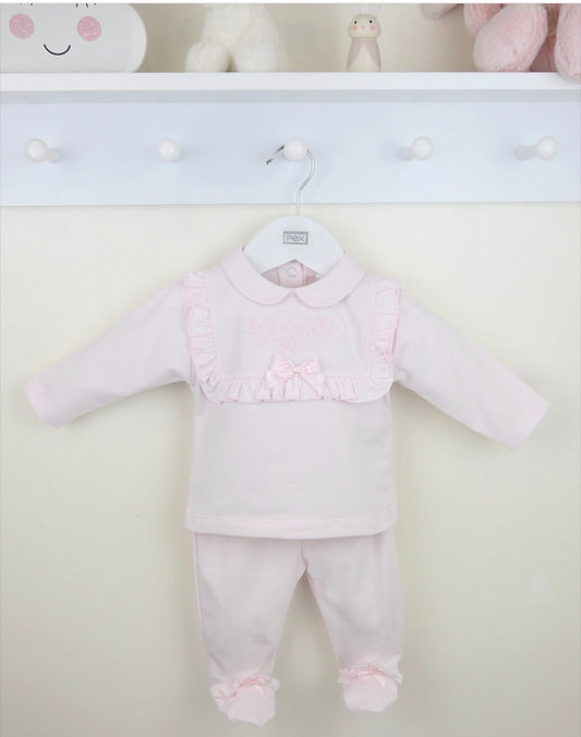 Pex Rosa White Outfit