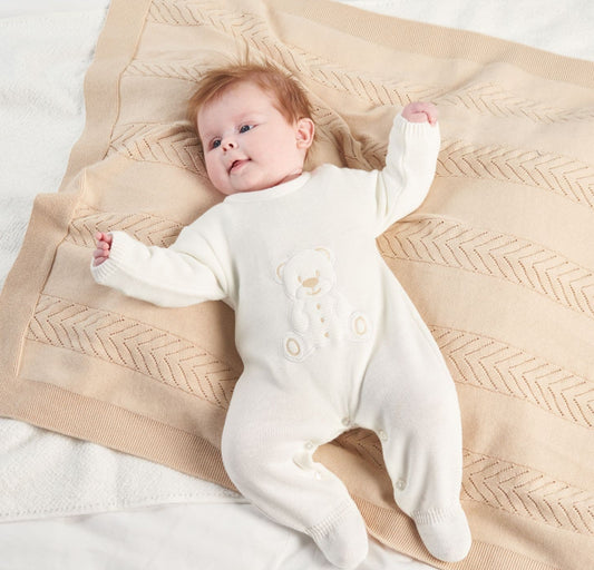Dandelion White Teddy Outfit