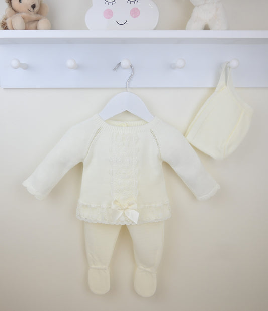 Pex Ivory Lace Knitted Outfit