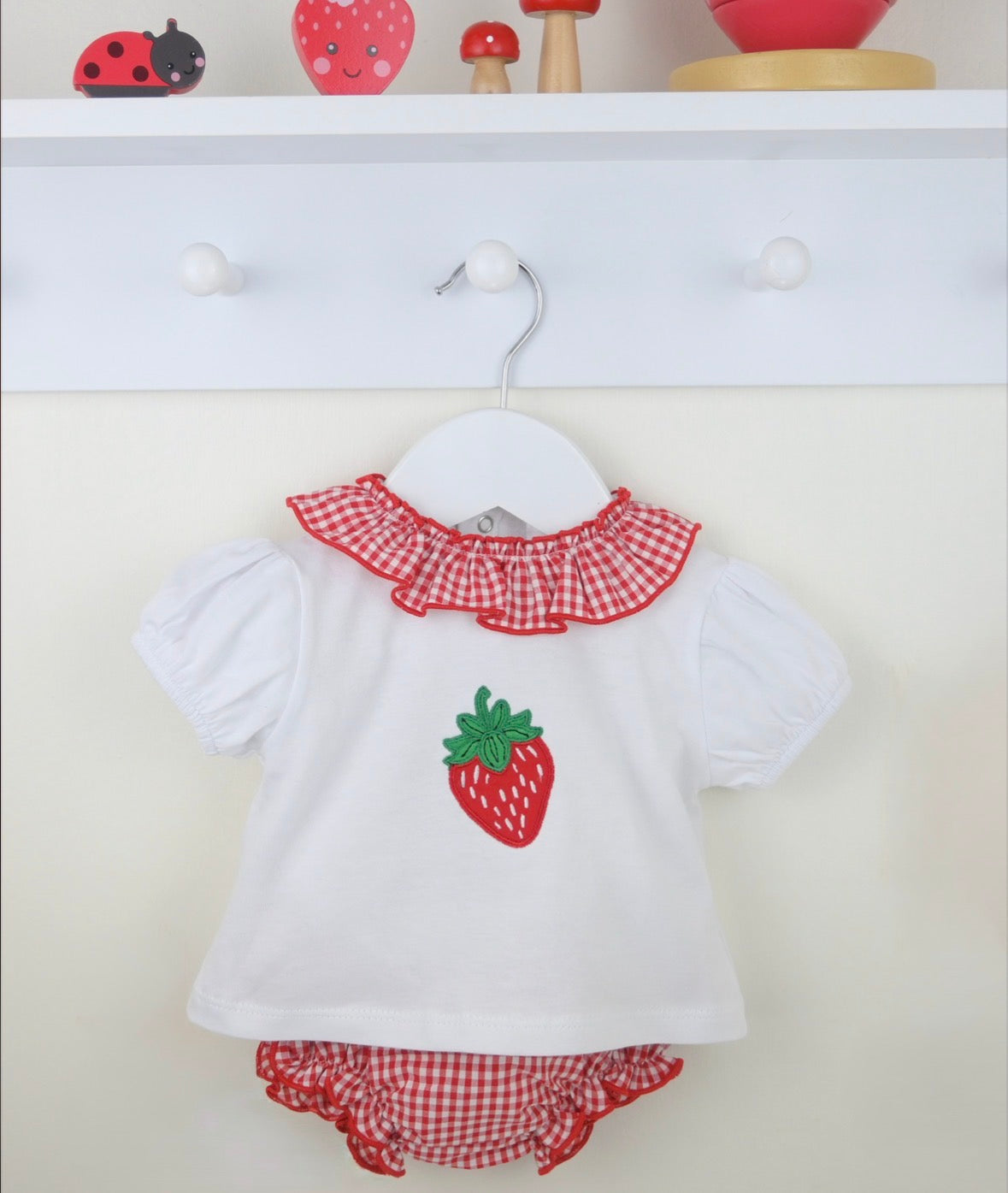 Pex Strawberry Jam Pants Outfit