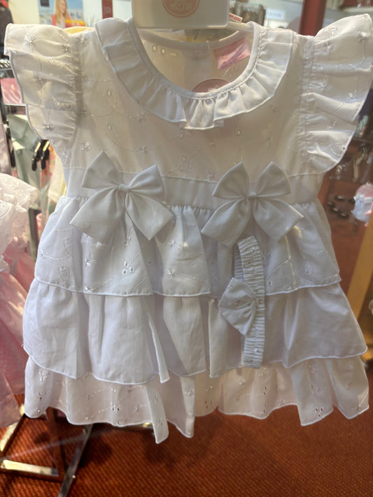 White frill dress