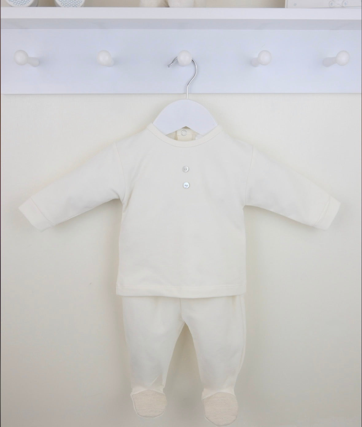 Pex Charlie Outfit