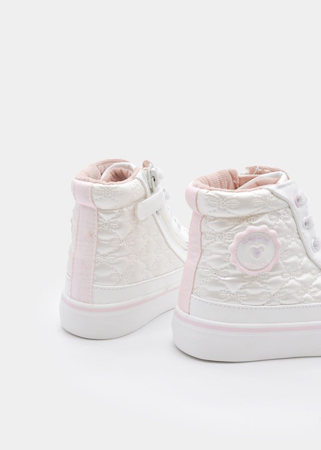 Mayoral boots