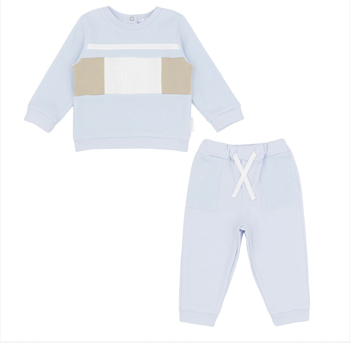 Pastels & Co Blue Outfit
